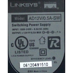 CARGADOR / ADAPTADOR DE FUENTE DE ALIMENTACION LINKSYS VCA-VCD / NUMERO DE PARTE AD12V/0.5A-SW / E305895 / ENTRADA VCA 100-240V~ 0.5A 50-60HZ / SALIDA VCD 12V 0.5A MAX / MODELO AD12V/0.5A-SW